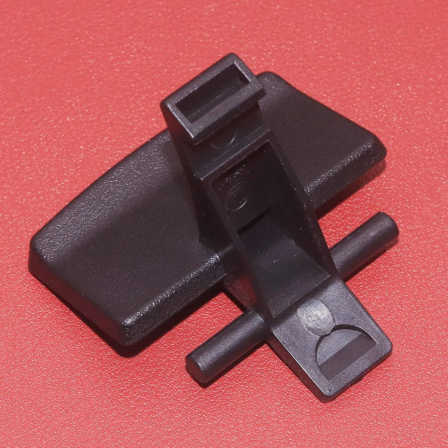 1Pc Central Armrest Box Lower Latch Buckle Car Inner Accessories Console Handle Lock Clip for Kia Sportage R 2010-2016 2017